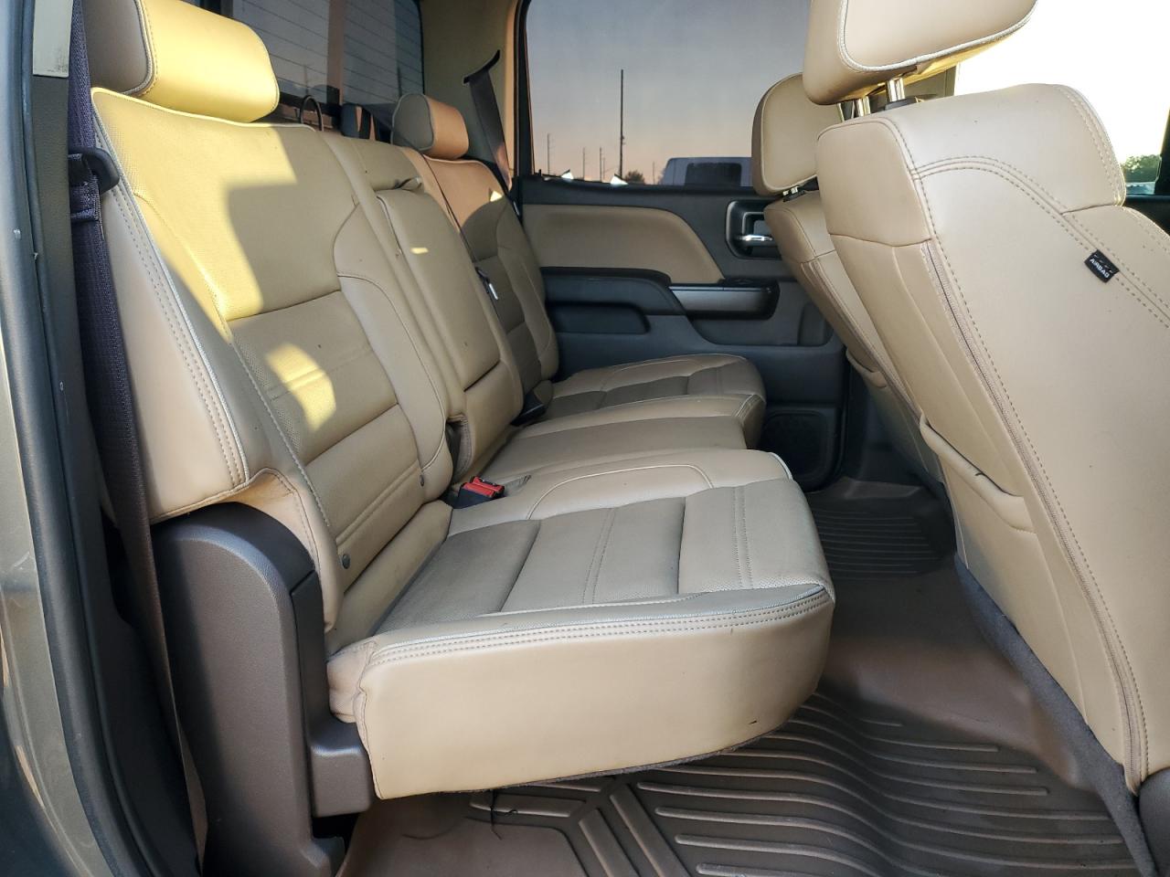 2018 GMC Sierra - Image 10