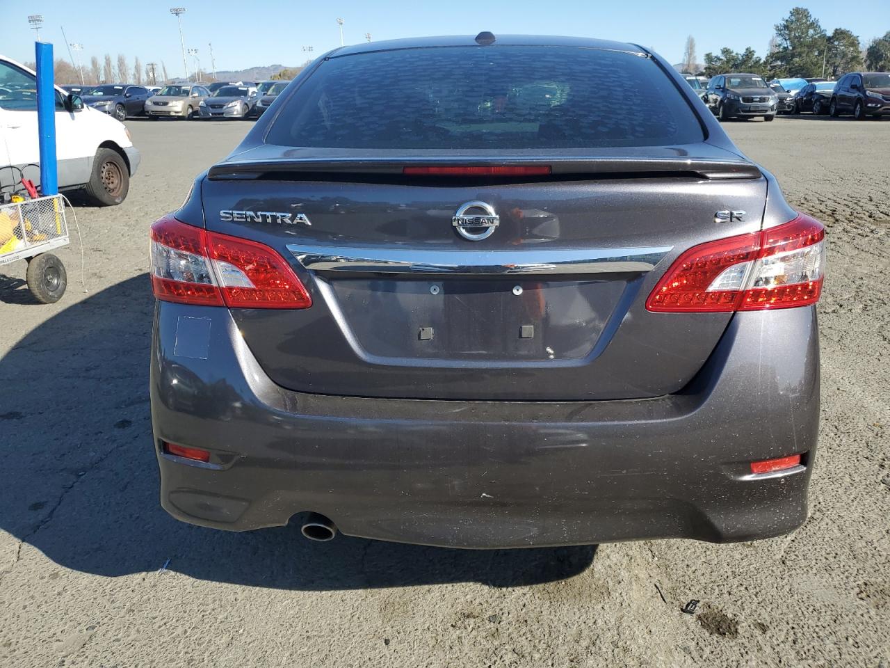 2015 Nissan Sentra - Image 6