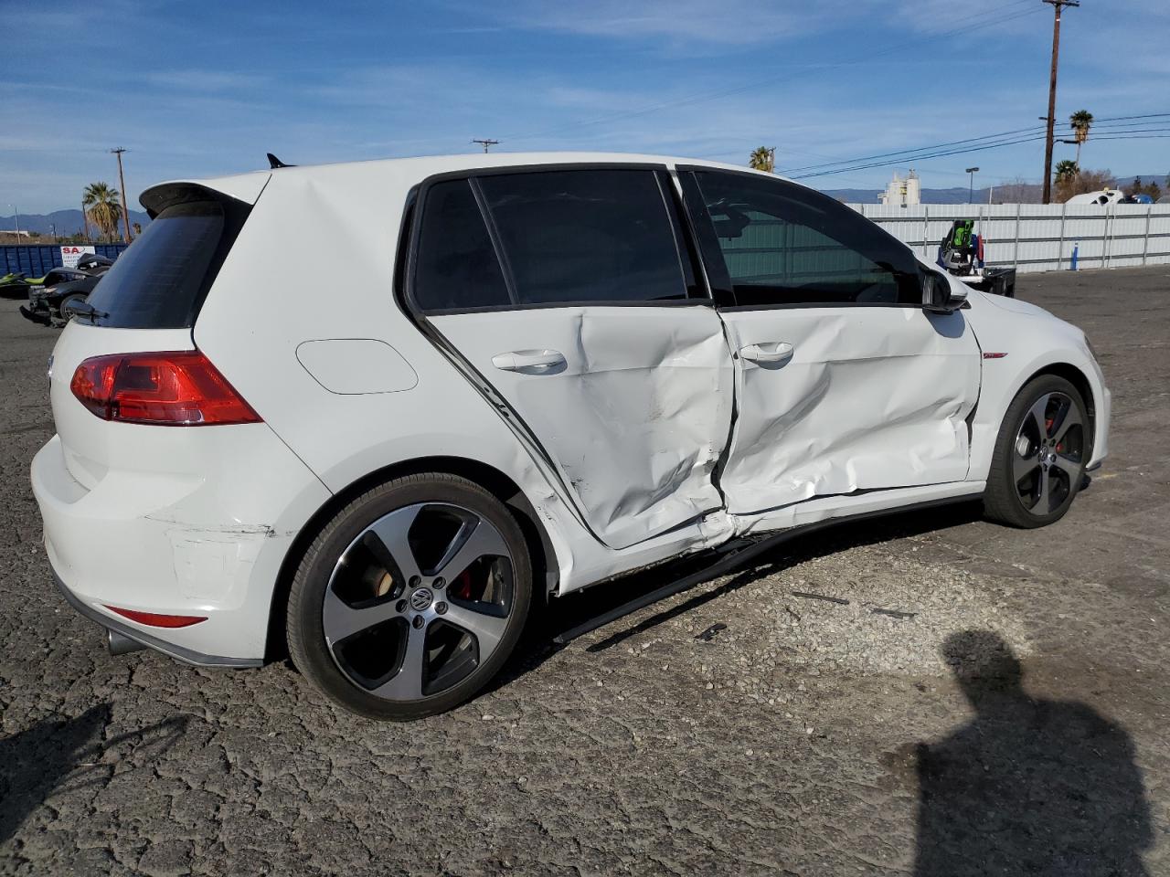 2015 Volkswagen GTI - Image 3