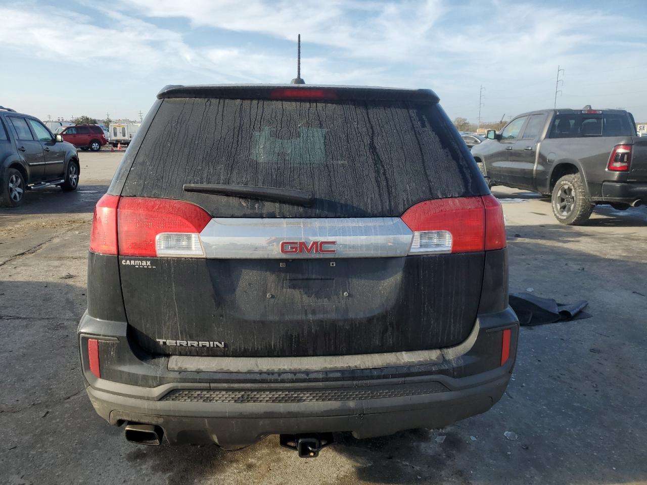 2017 GMC Terrain - Image 6