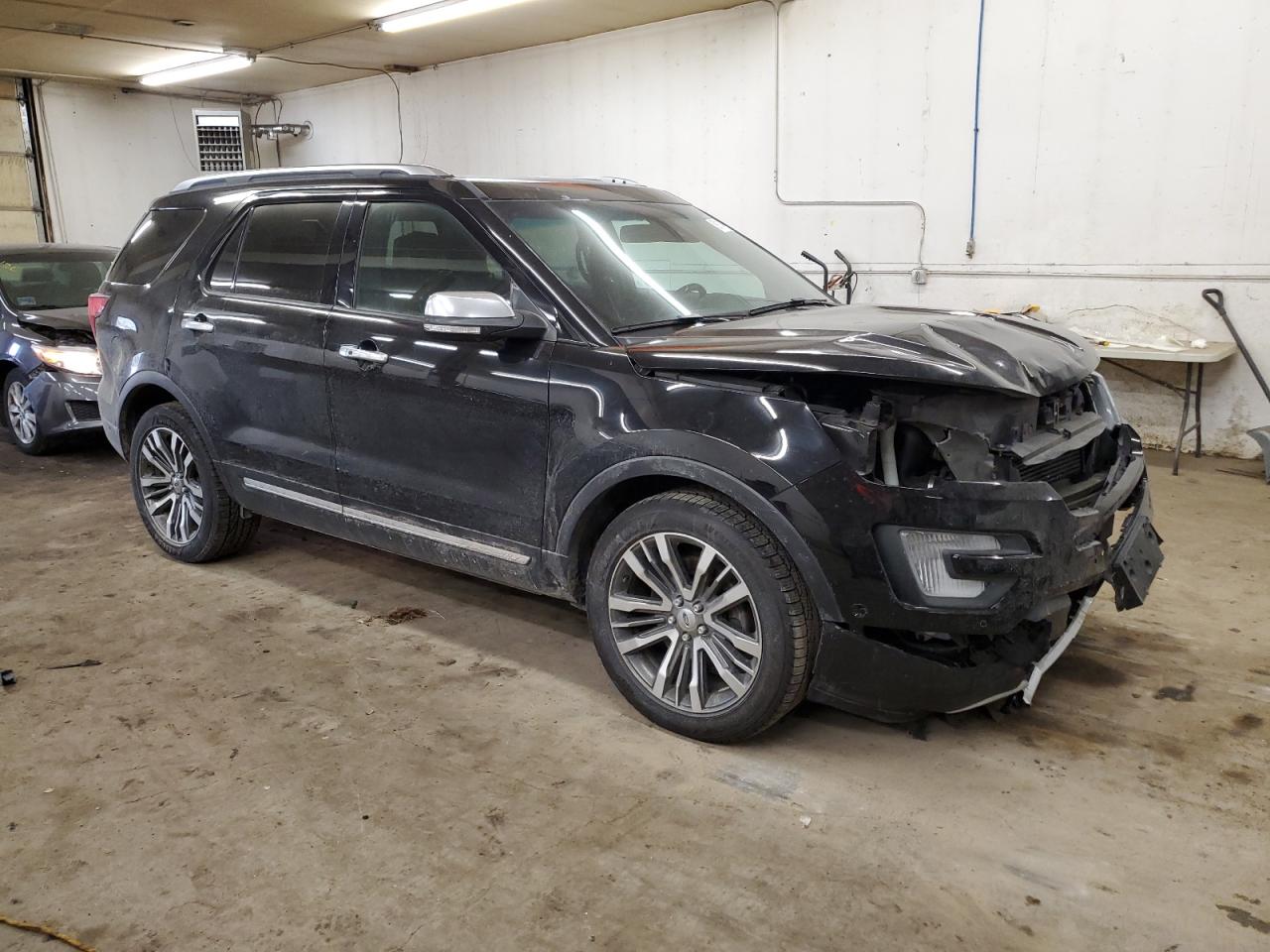 2016 Ford Explorer - Image 4
