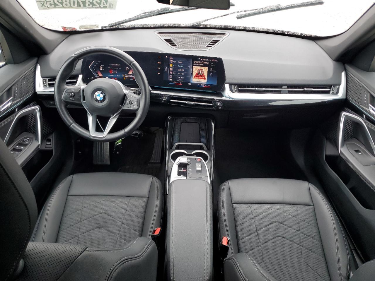 2023 BMW X1 - Image 8