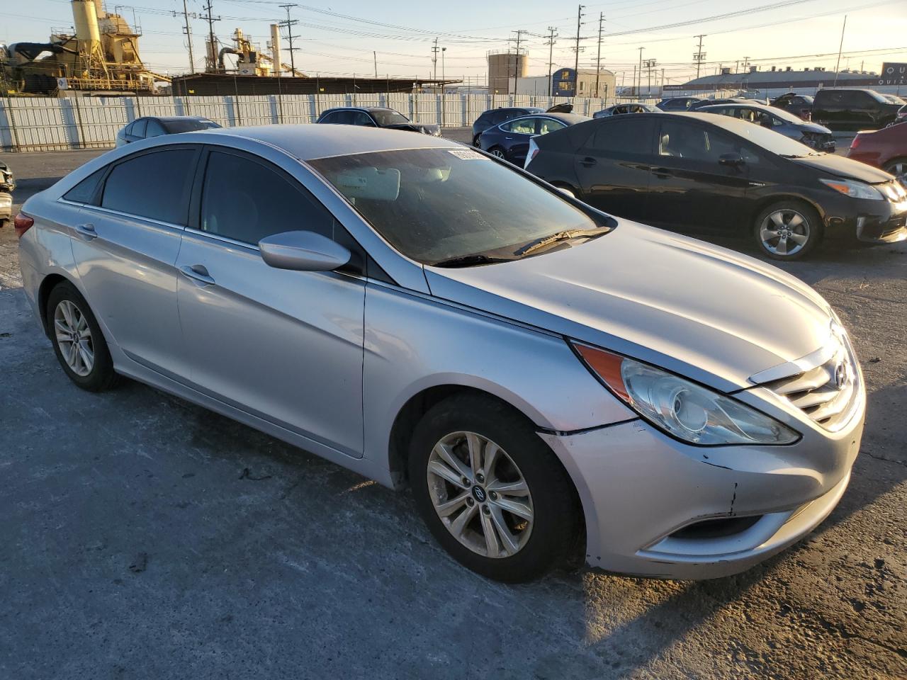 2012 Hyundai Sonata - Image 4