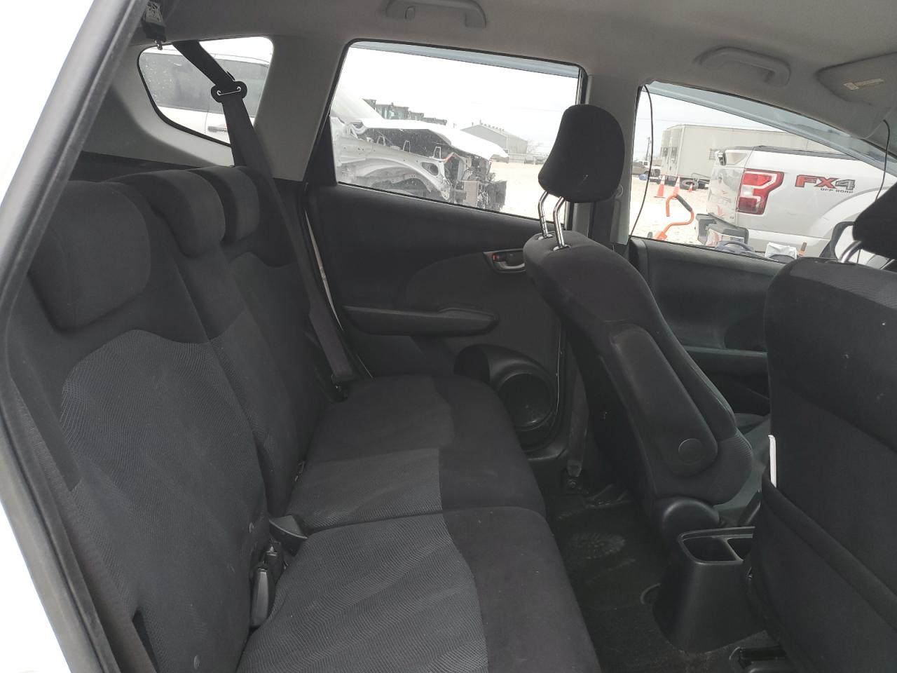 2009 Honda Fit - Image 10