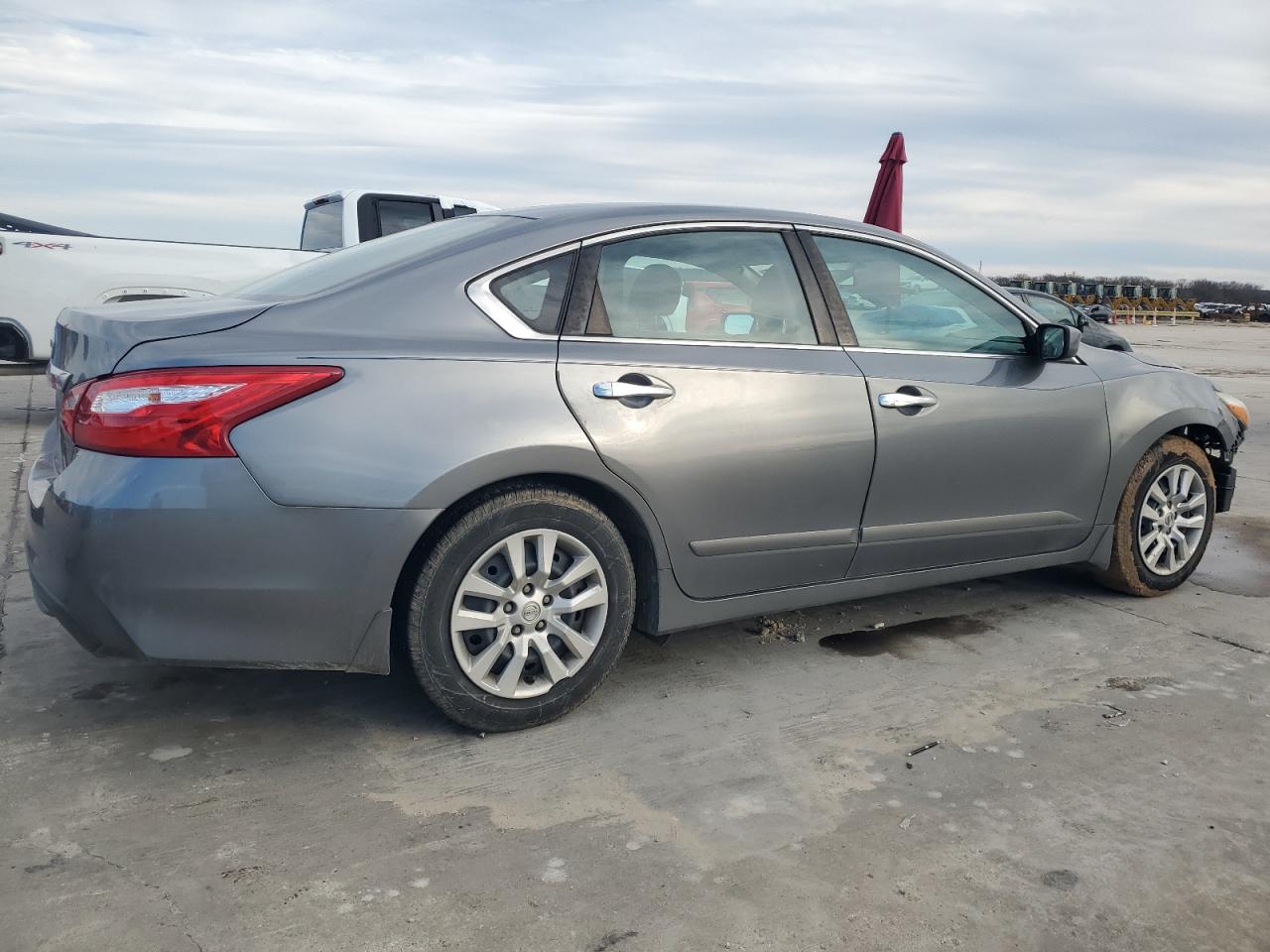 2016 Nissan Altima - Image 3