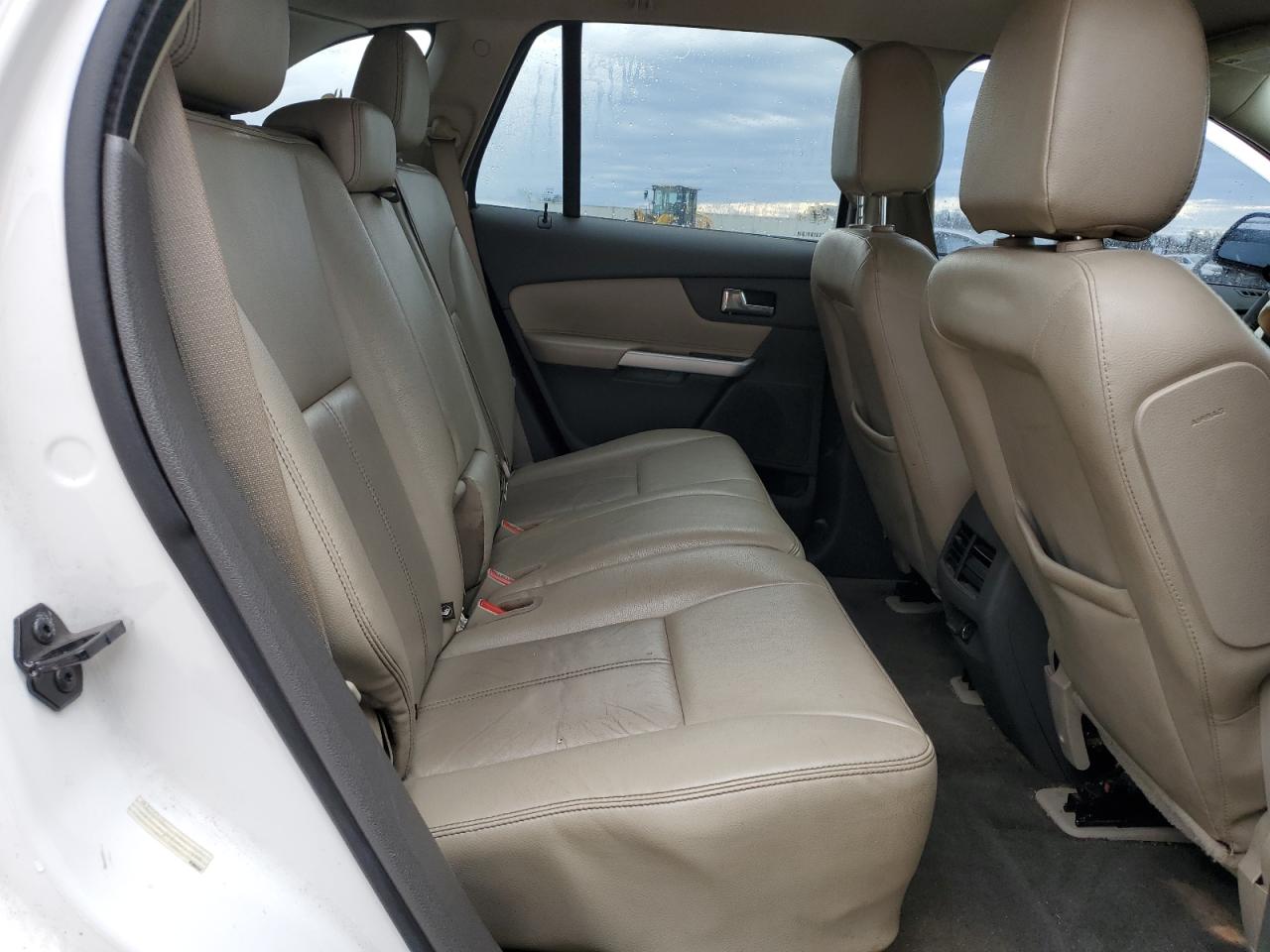 2014 Ford Edge - Image 11