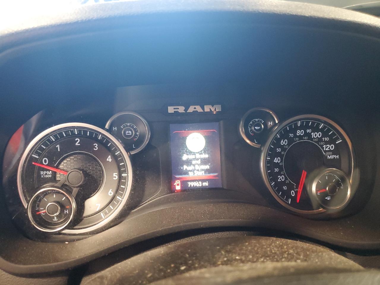 2021 RAM 2500 - Image 9