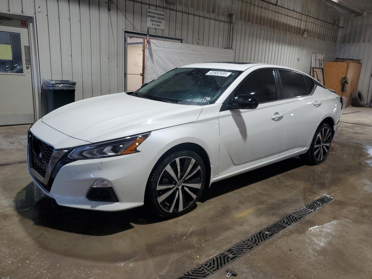 2021 Nissan Altima - Image 1