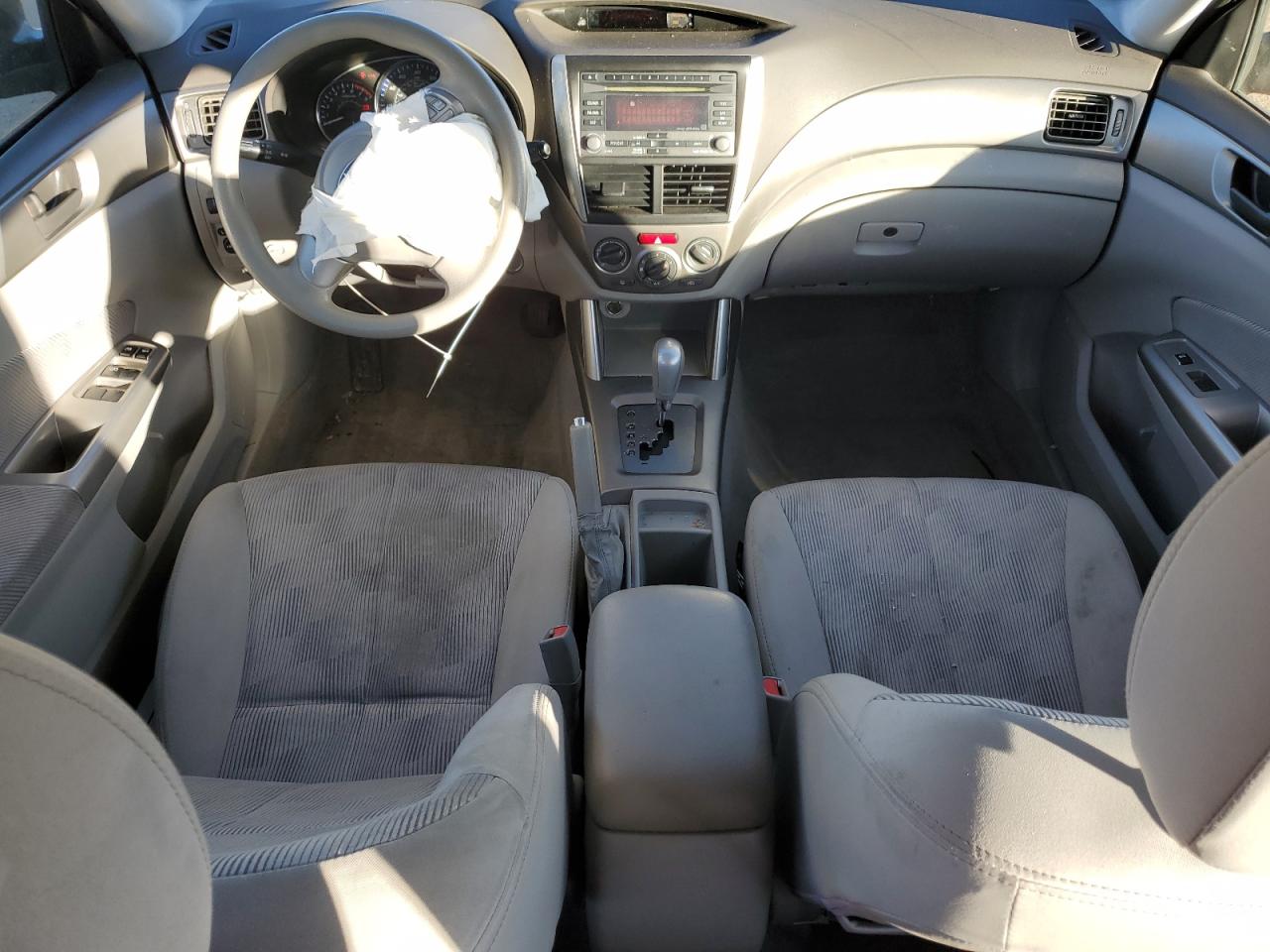 2010 Subaru Forester - Image 8
