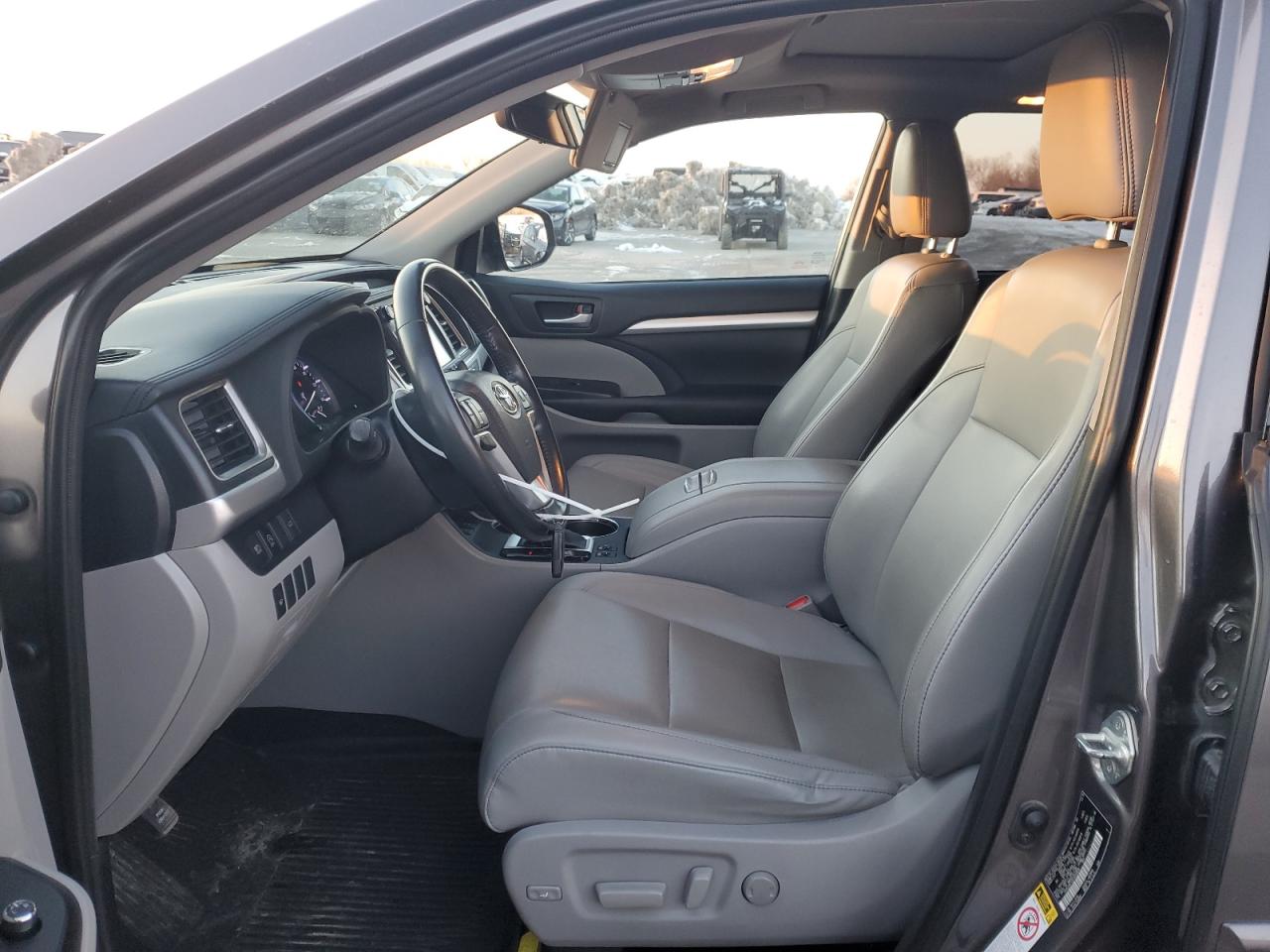 2019 Toyota Highlander Se VIN: 5TDJZRFH2KS939808 Lot: 88526215