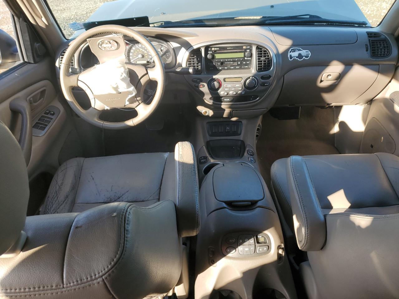 2007 Toyota Sequoia - Image 8