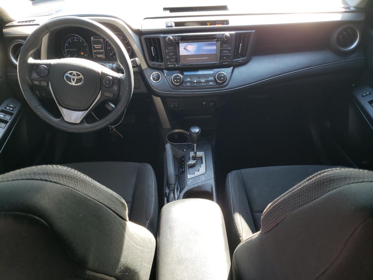 2T3WFREV1JW477700 TOYOTA RAV4 2018