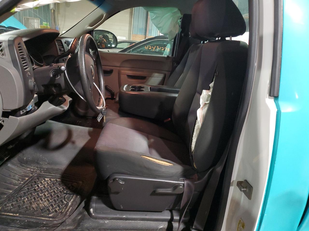 2013 Chevrolet Silverado - Image 7