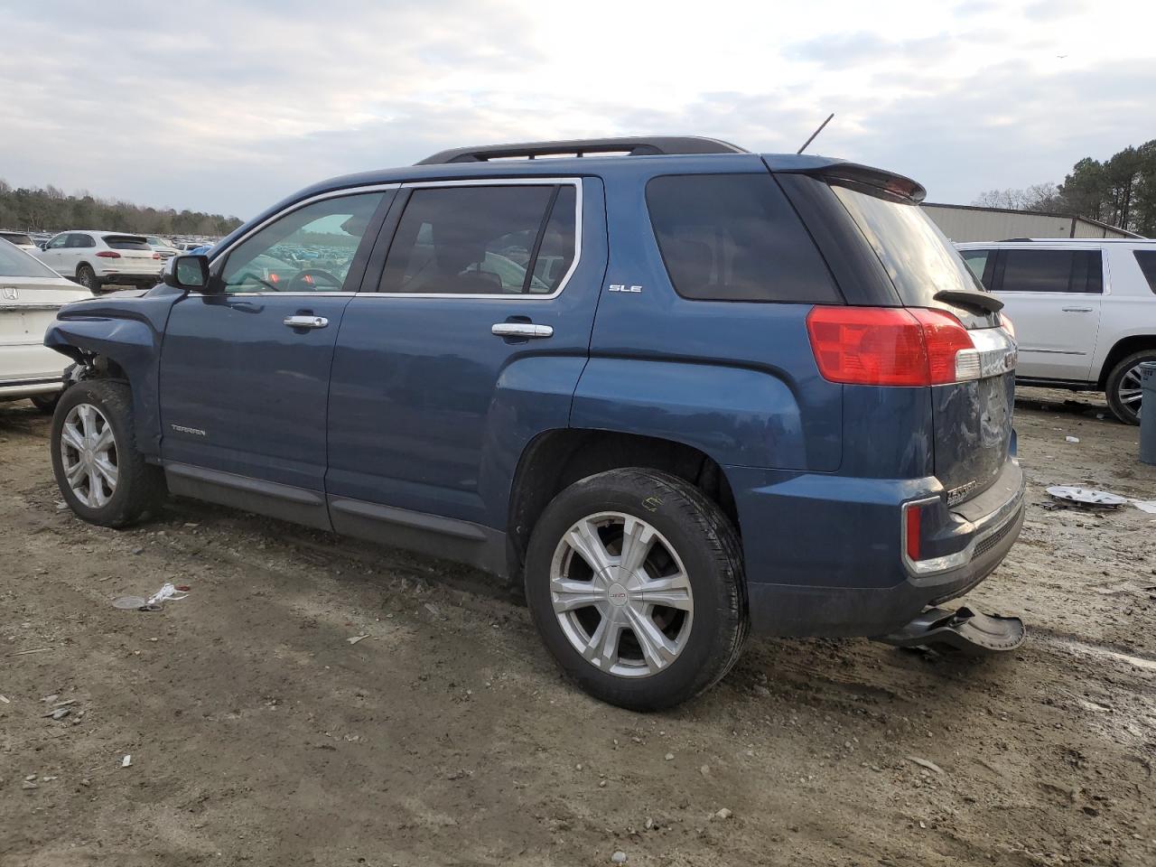 2016 GMC Terrain - Image 2