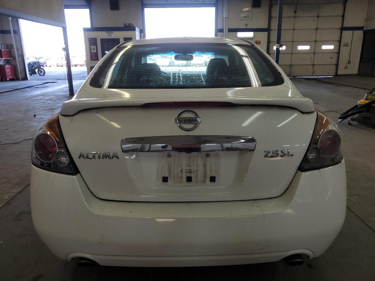 2011 Nissan Altima - Image 6