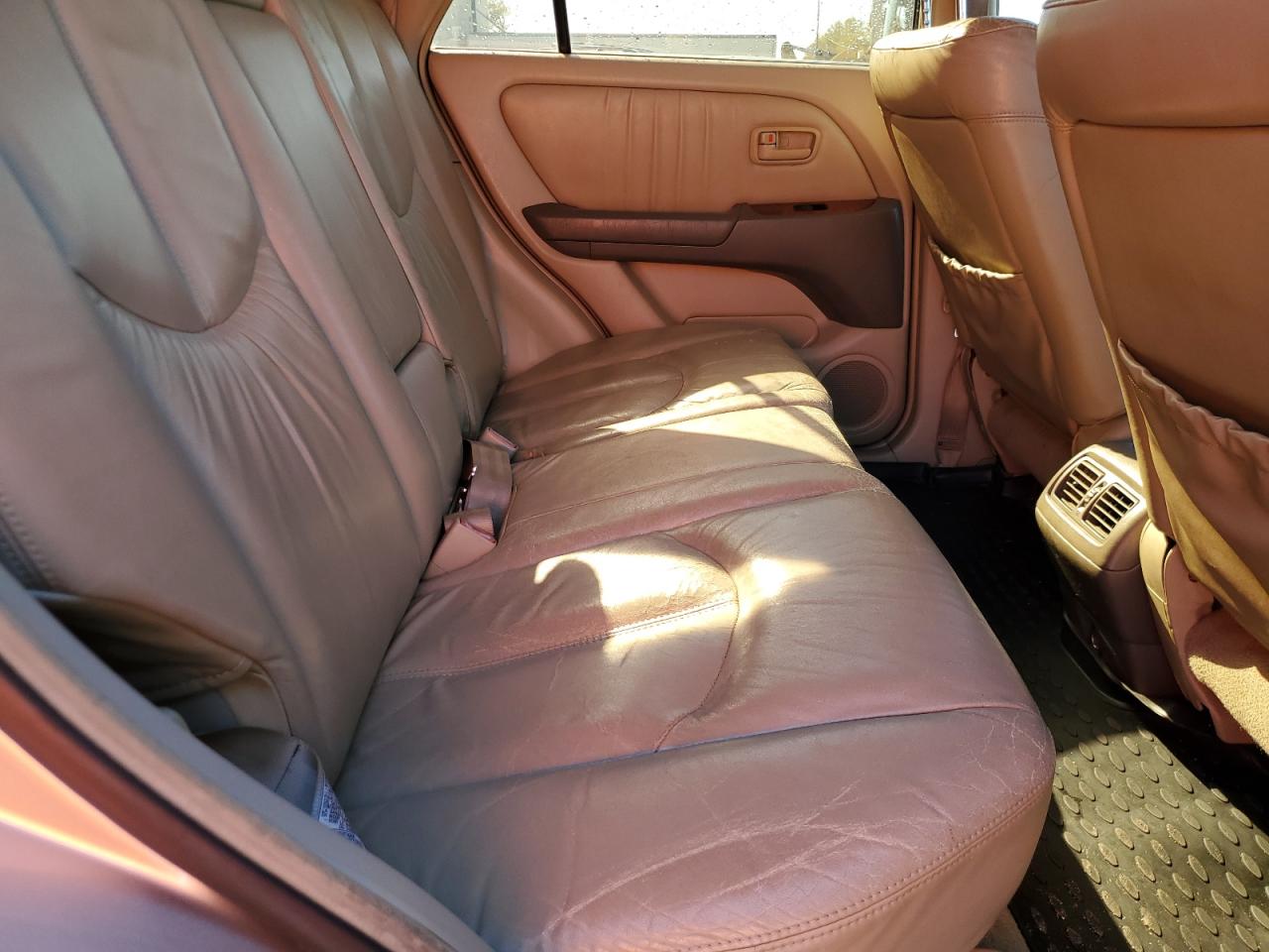 1999 Lexus RX - Image 11