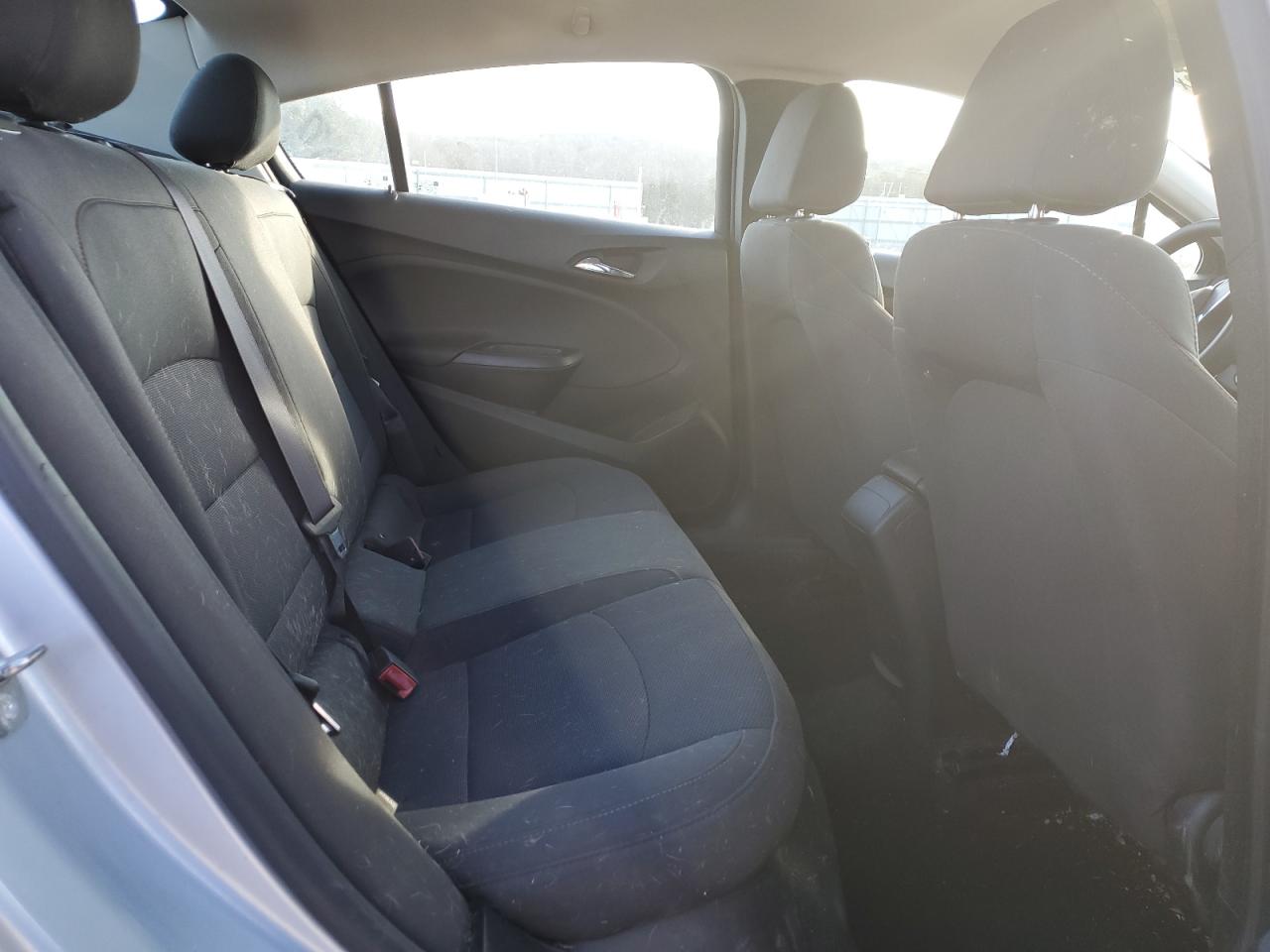 2017 Chevrolet Cruze - Image 10