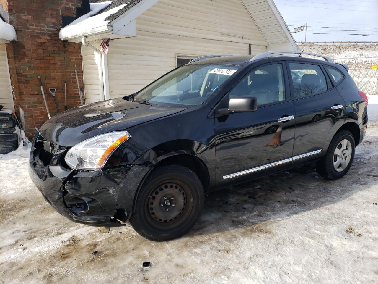 2014 Nissan Rogue - Image 1