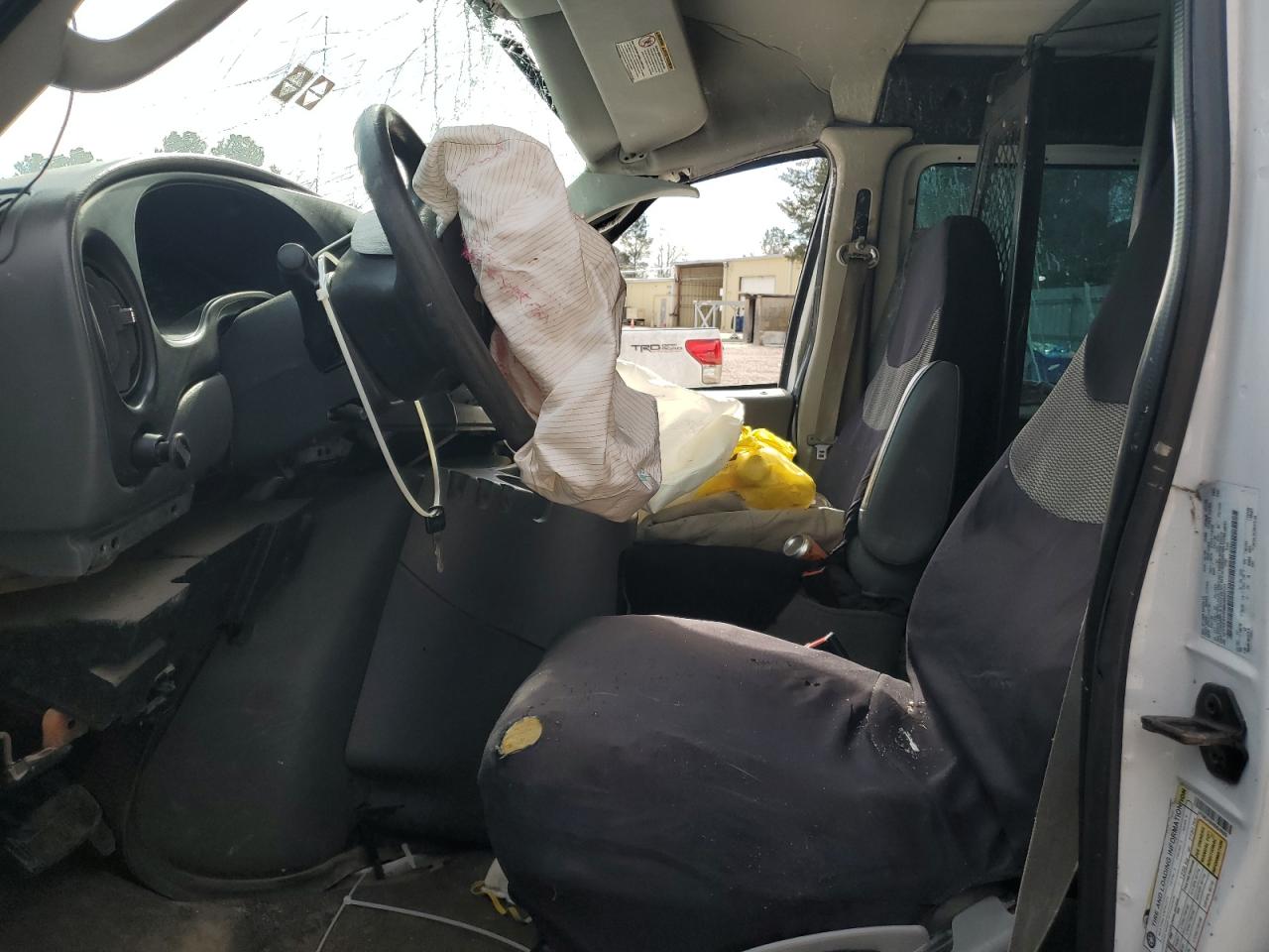 2008 Ford Econoline - Image 7