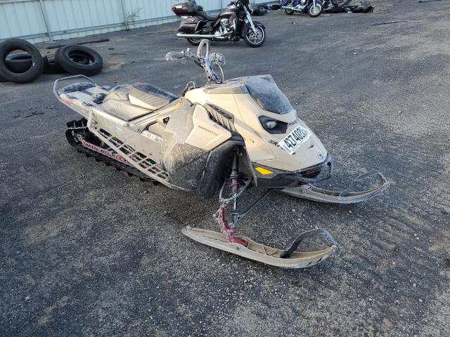 2024 SKI SNOWMOBILE