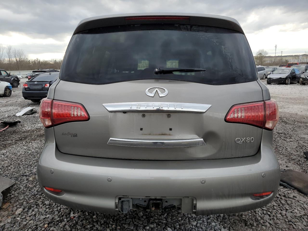 2014 Infiniti QX80 - Image 6