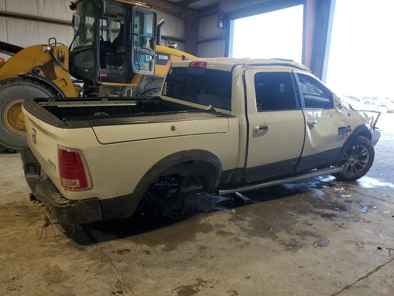 2017 RAM 1500 - Image 3