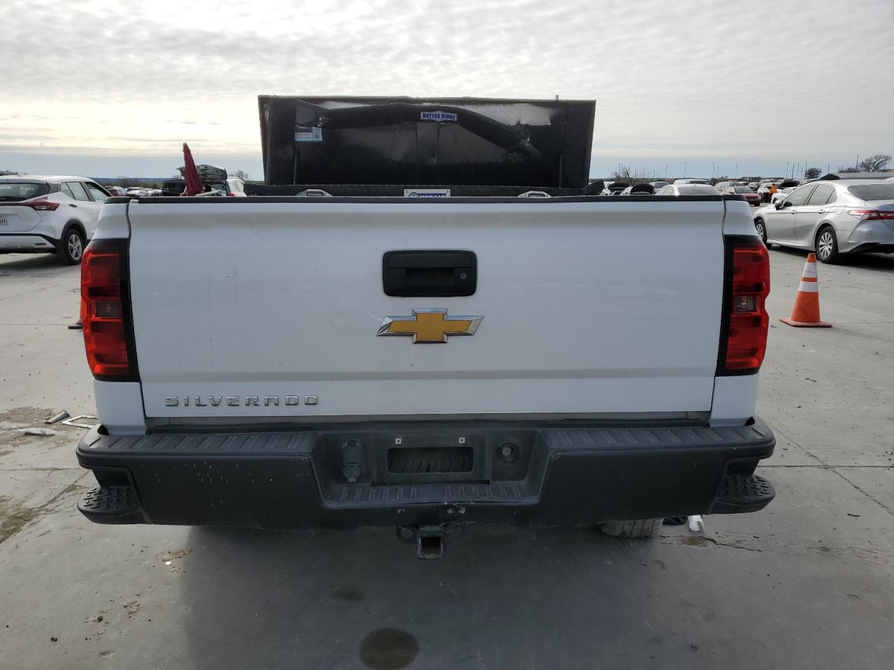 2014 Chevrolet Silverado - Image 6