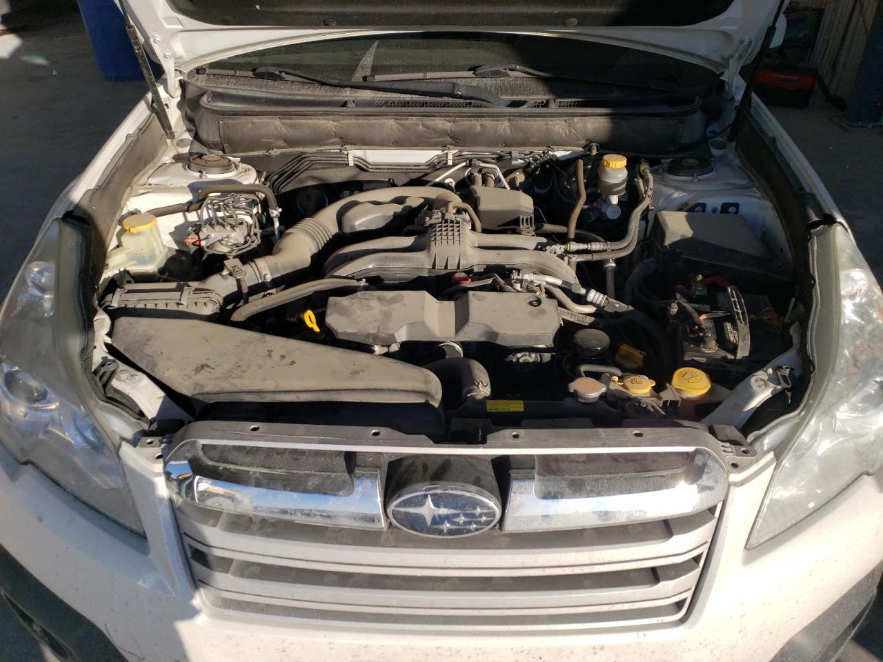 2013 Subaru Outback - Image 12