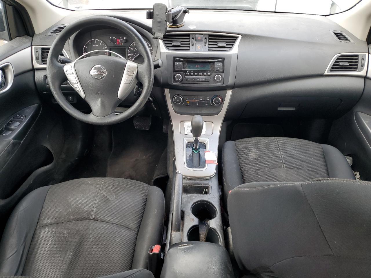 2015 Nissan Sentra - Image 8