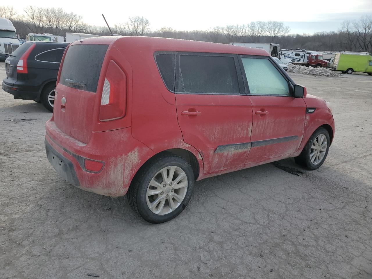 VIN KNDJT2A59D7625494 2013 KIA SOUL no.3