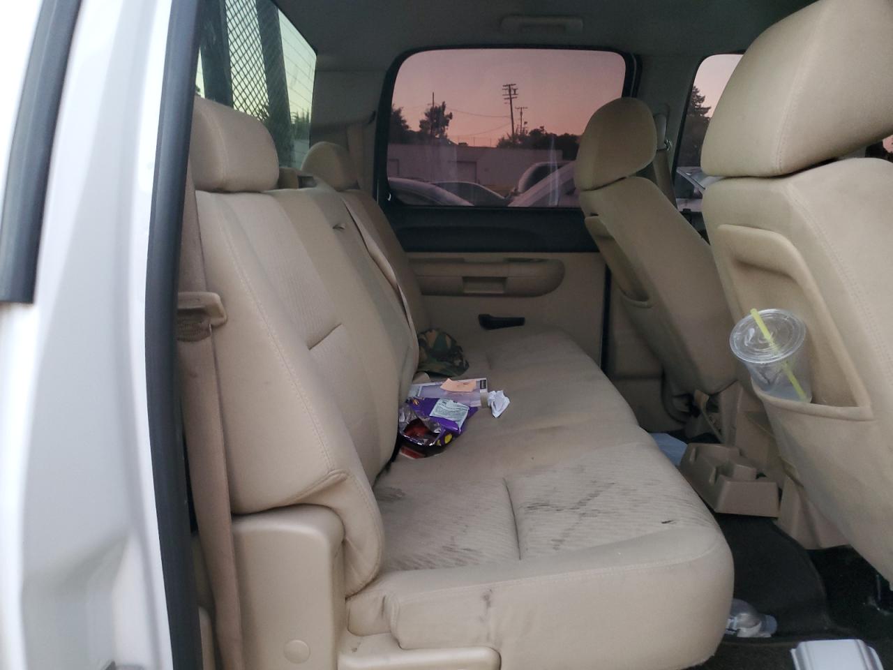 2011 Chevrolet Silverado - Image 10