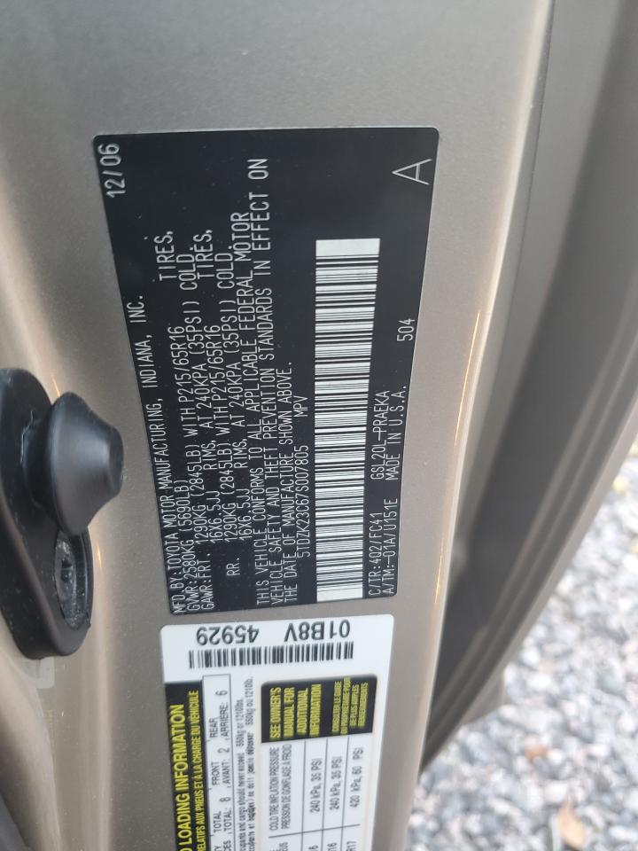 2007 Toyota Sienna - Image 16