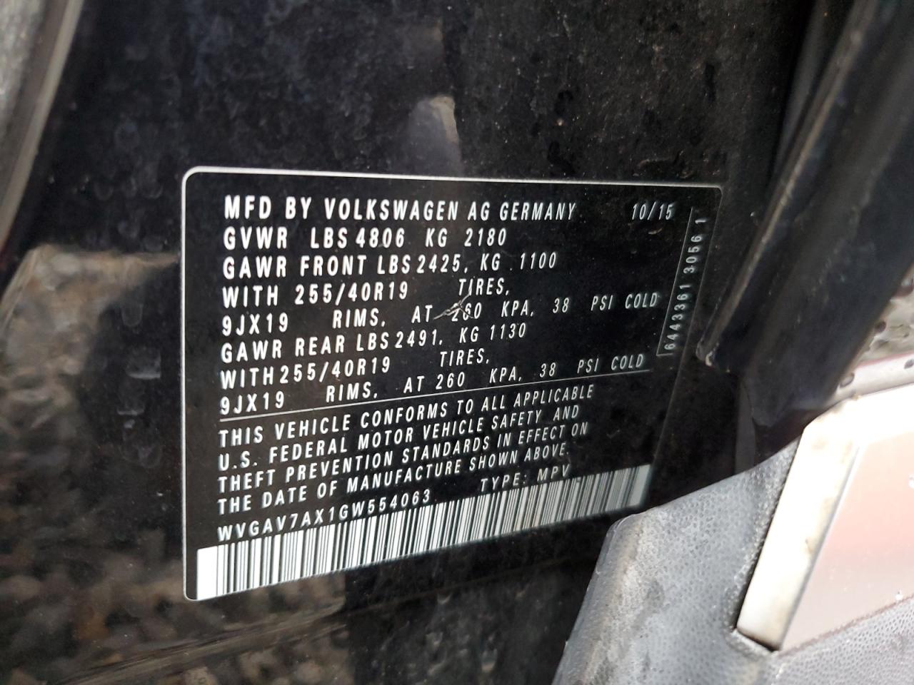 2016 Volkswagen Tiguan - Image 14