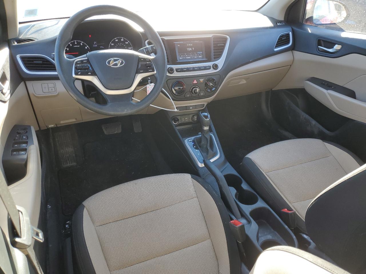 2022 Hyundai Accent - Image 8