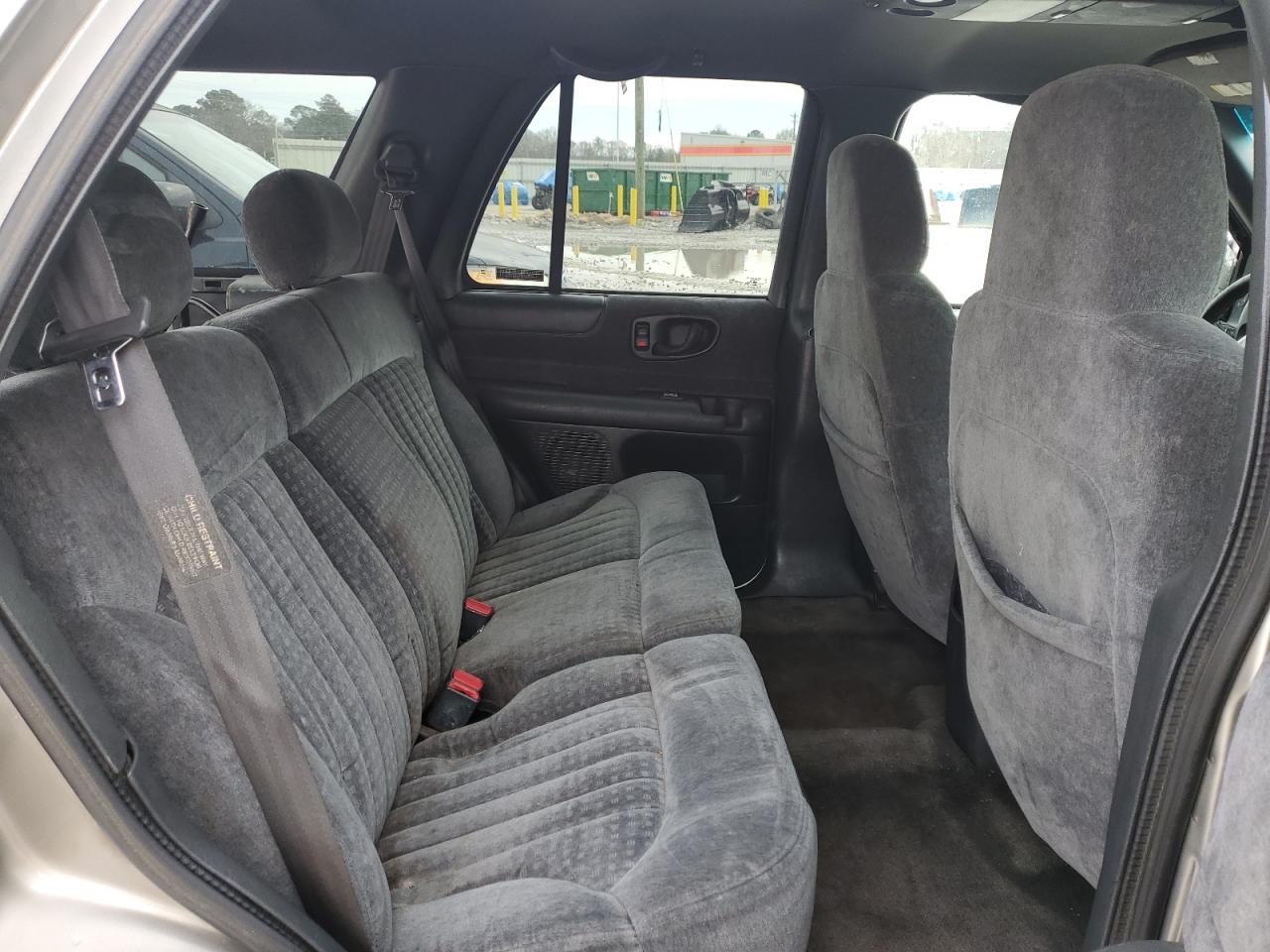 2001 Chevrolet Blazer - Image 11