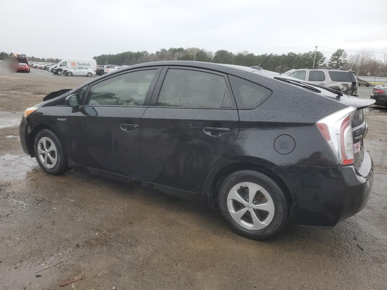2012 Toyota Prius - Image 2