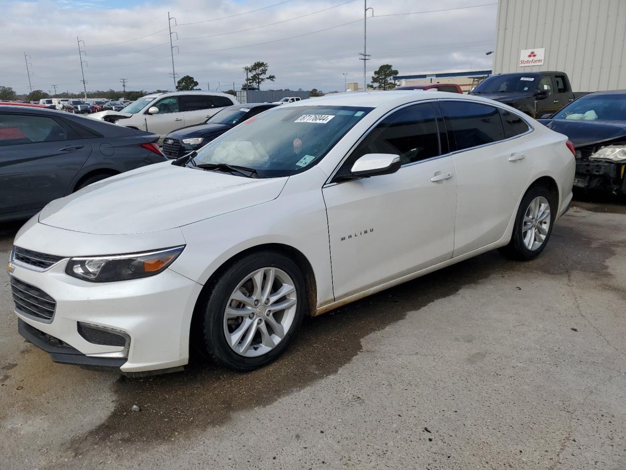 2017 Chevrolet Malibu - Image 1