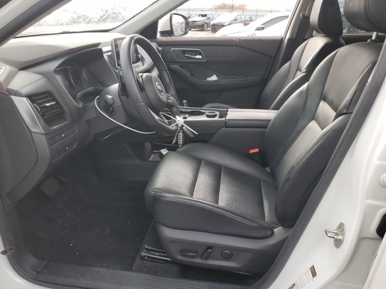 2021 Nissan Rogue - Image 7