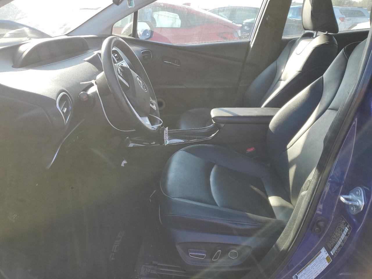 2016 Toyota Prius - Image 7