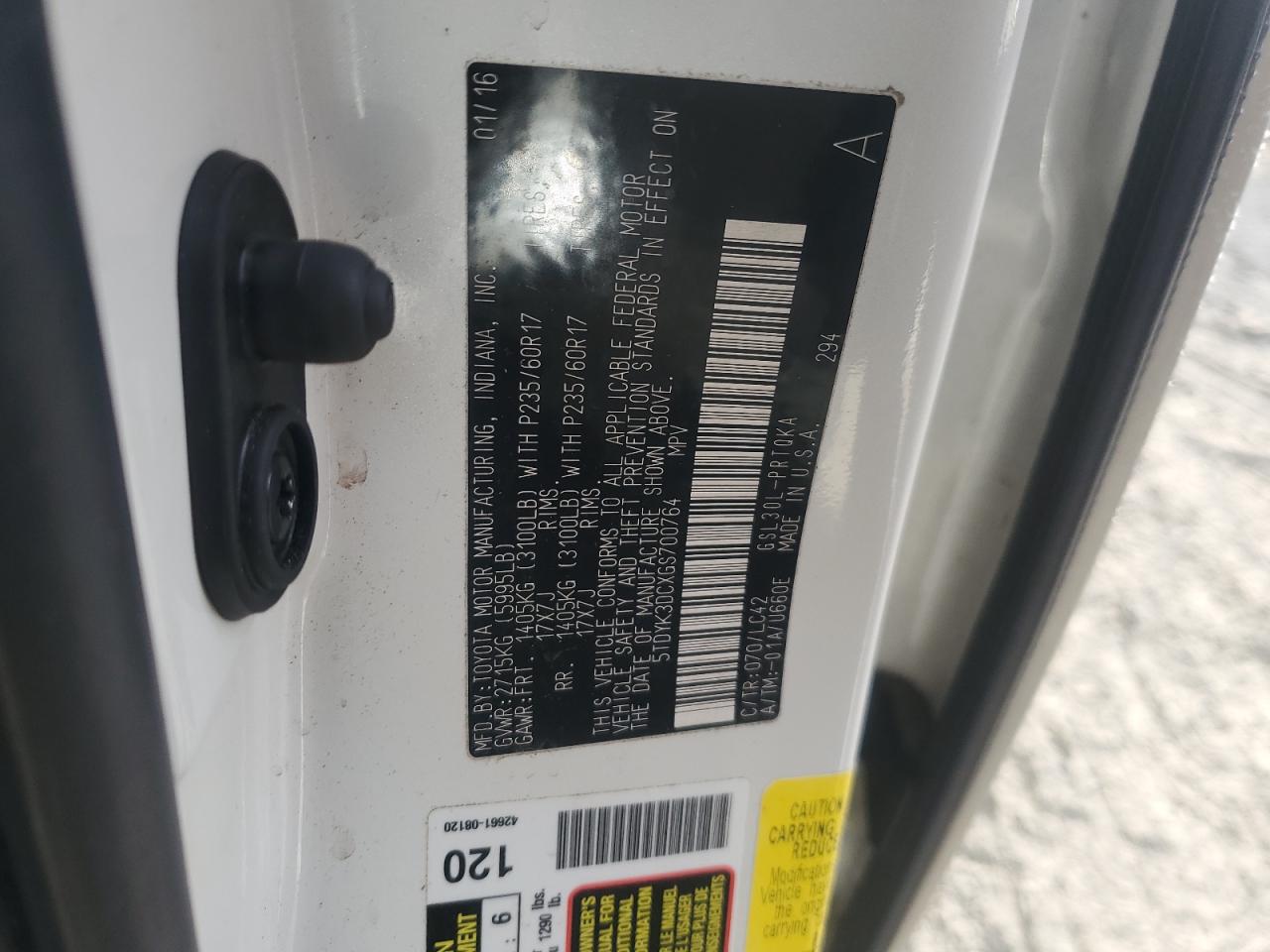 2016 Toyota Sienna - Image 14