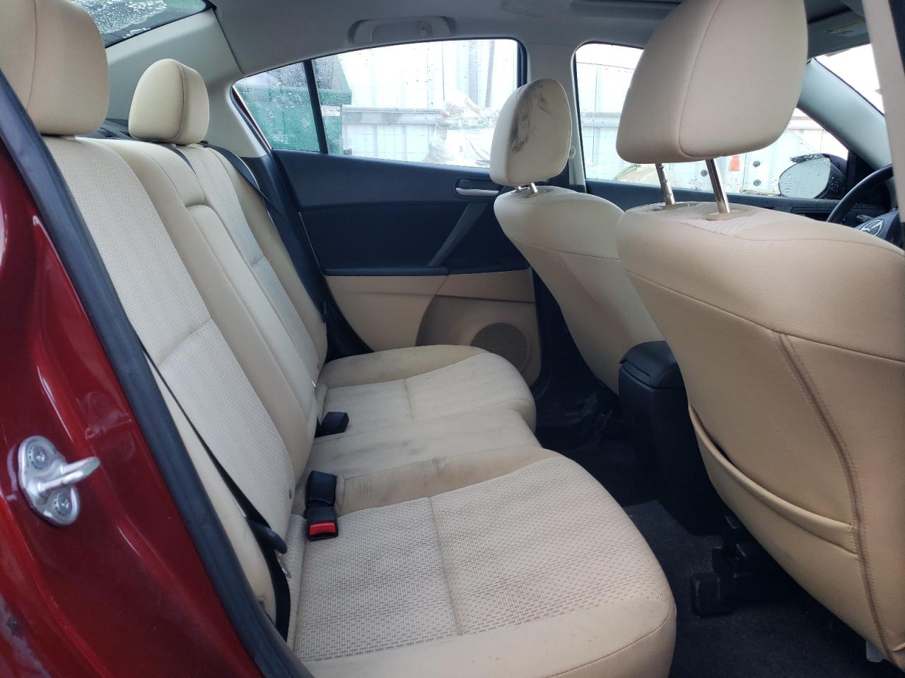 2010 Mazda 3 - Image 10