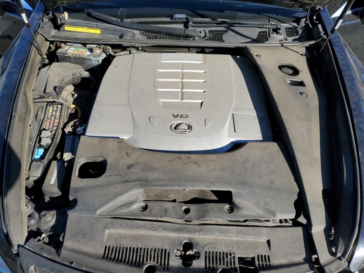 2008 Lexus LS - Image 11