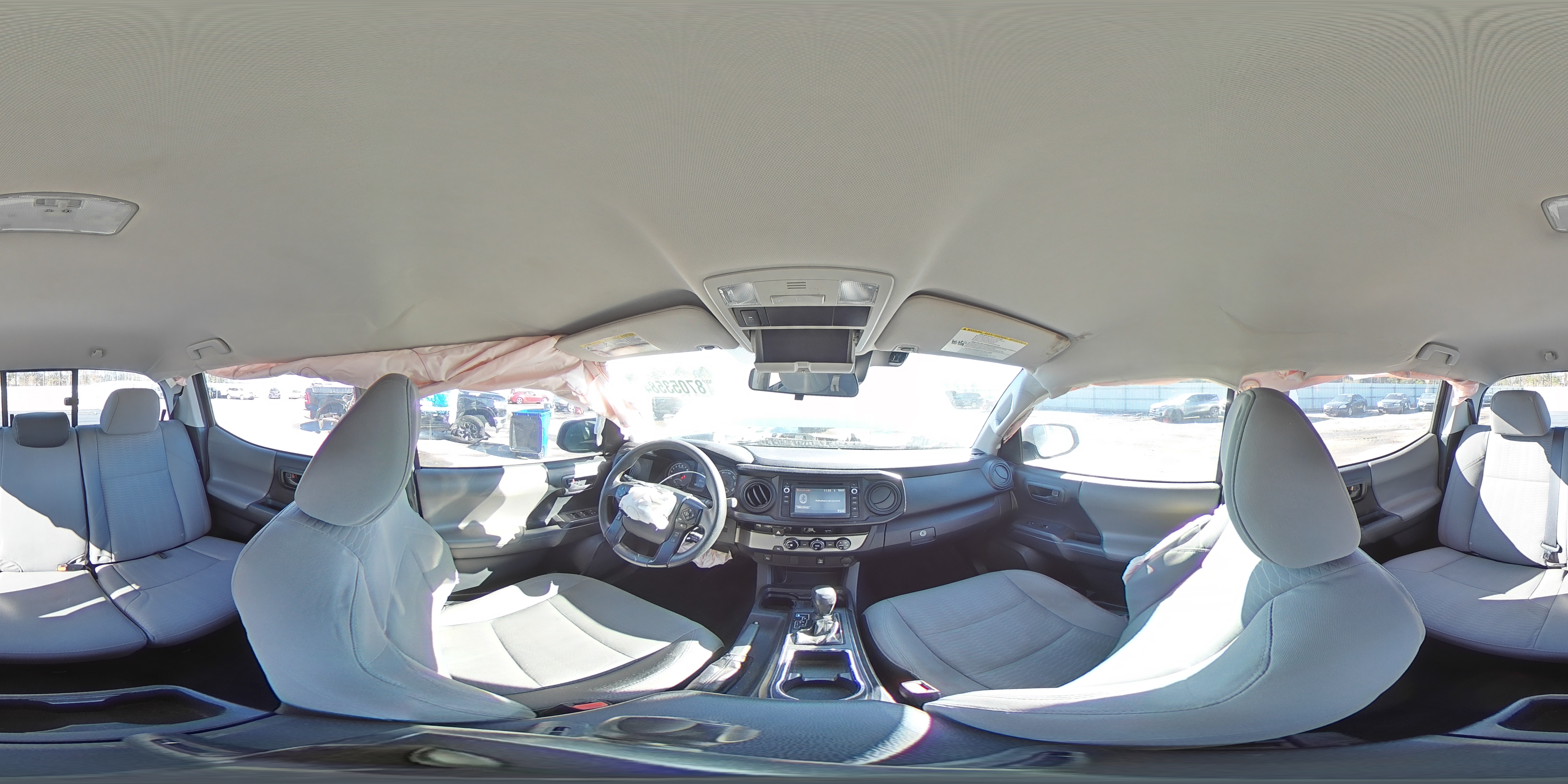 2018 Toyota Tacoma - Image 15