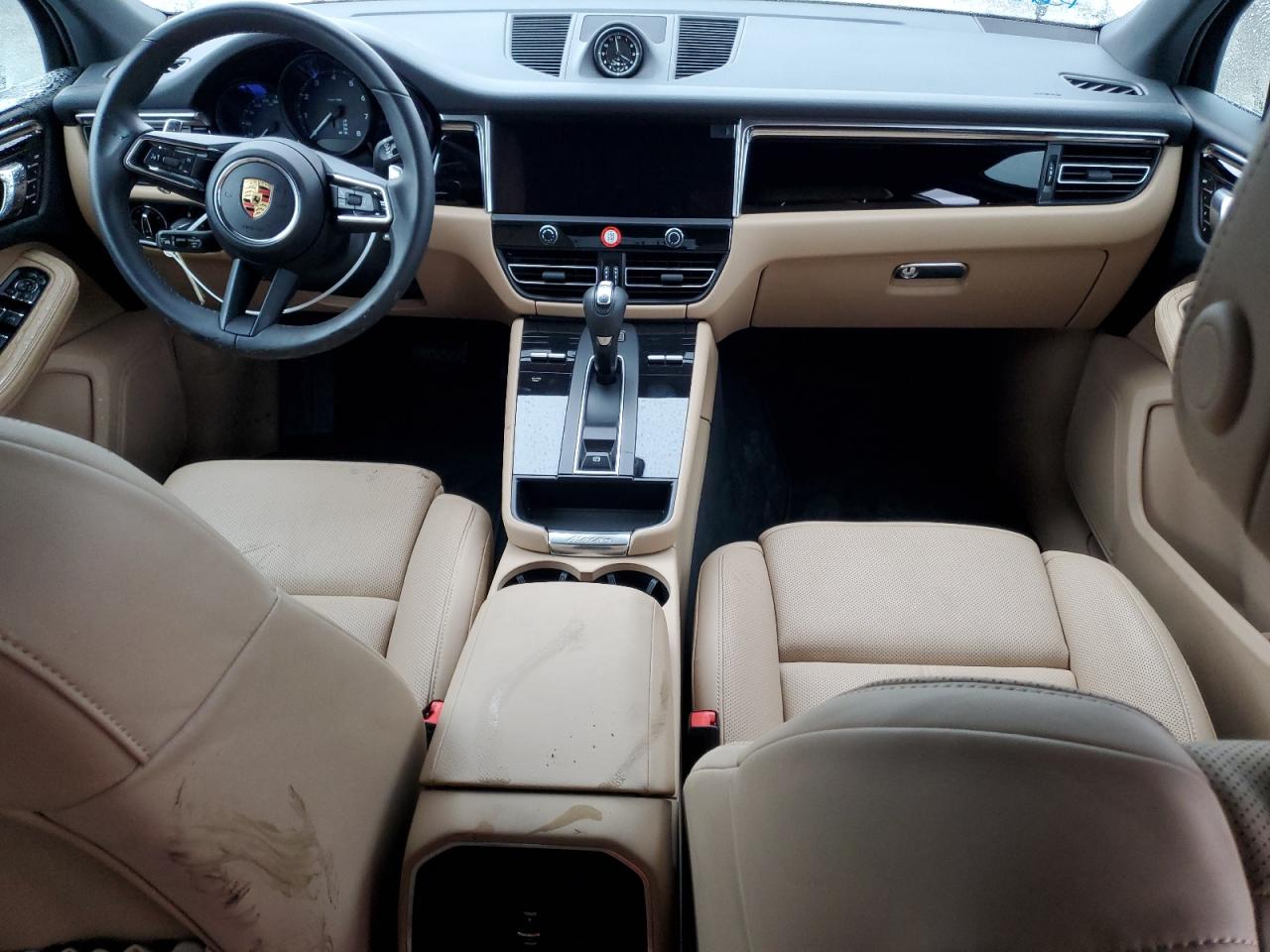 2024 Porsche Macan - Image 8