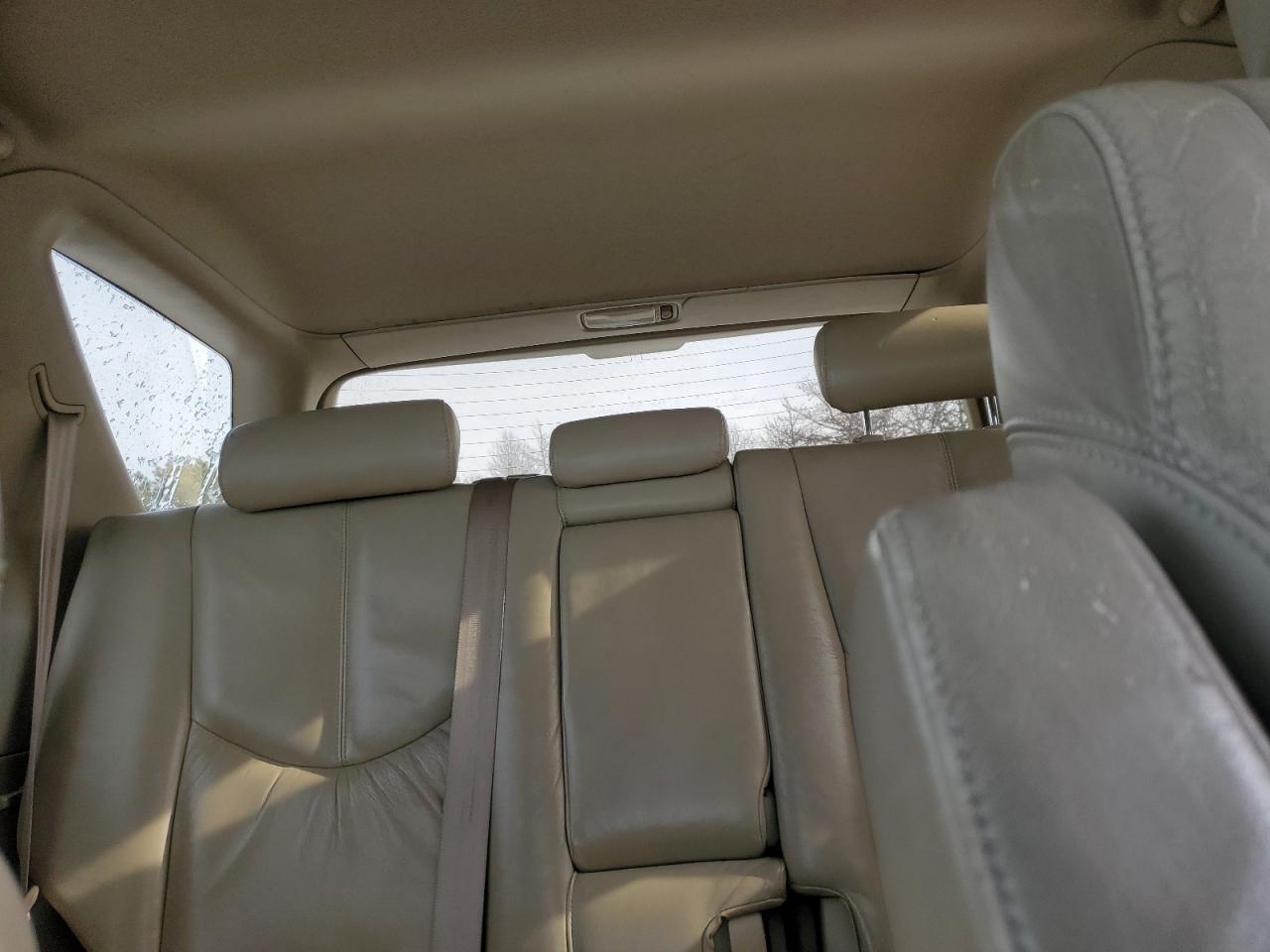 2002 Lexus RX - Image 10