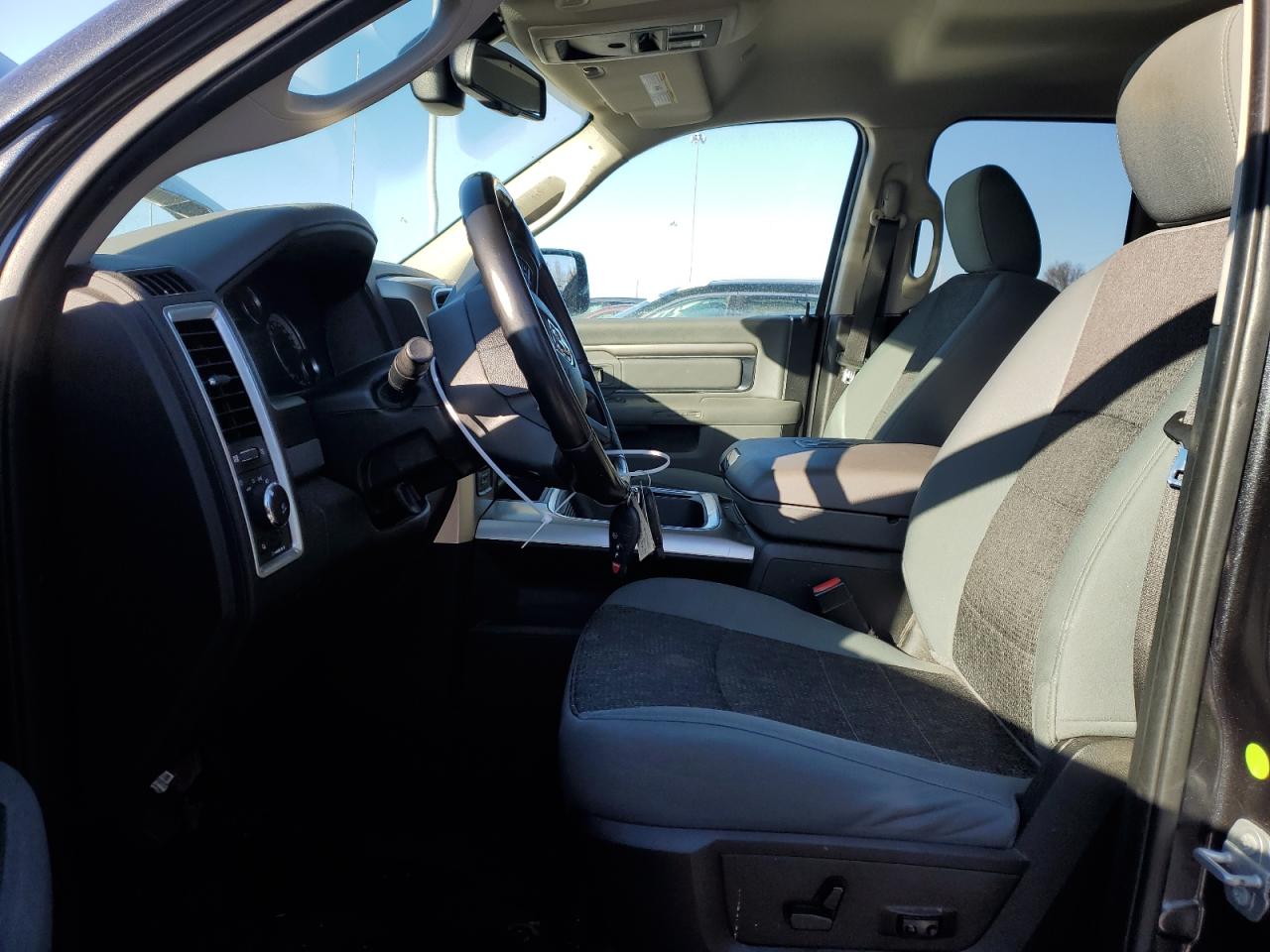 2018 RAM 1500 - Image 7