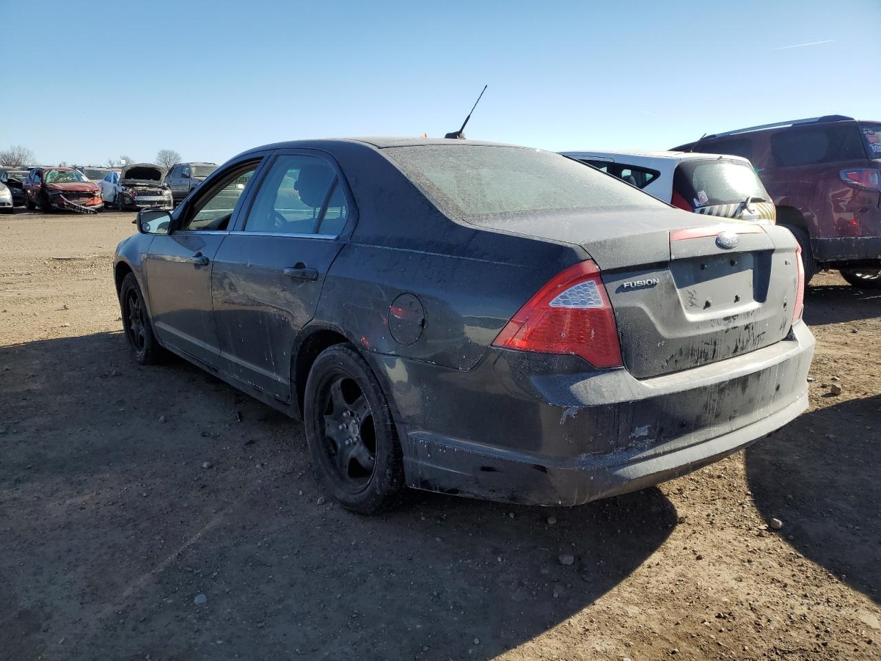 2010 Ford Fusion - Image 2