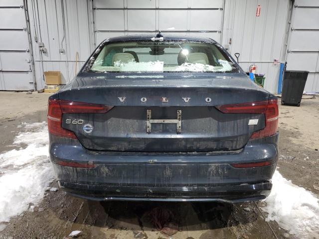  VOLVO S60 PLUS 2023 Granatowy