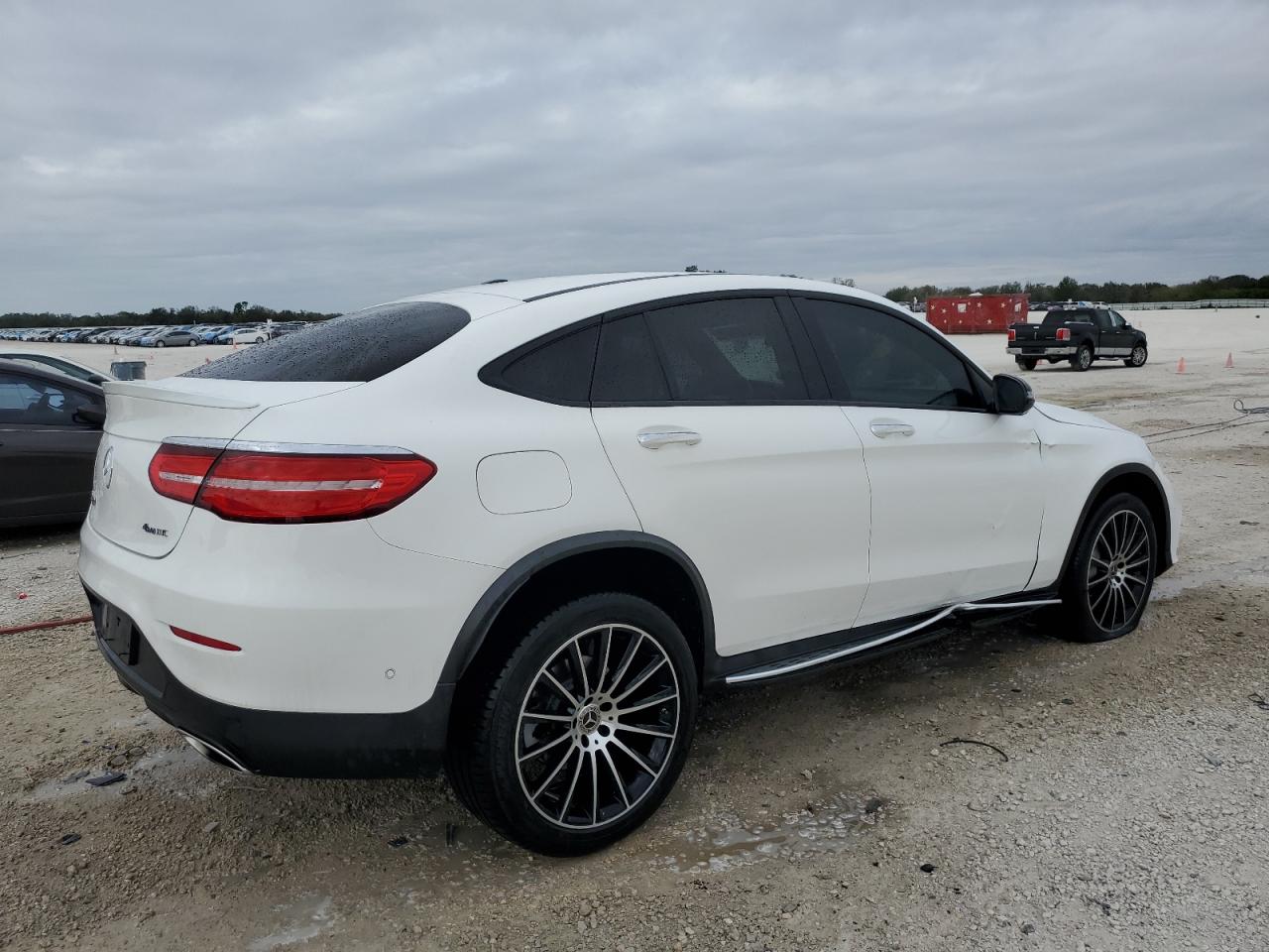 2019 Mercedes-Benz GLC - Image 3