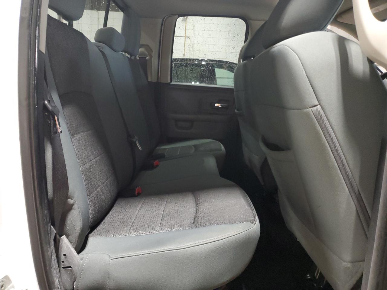 2013 RAM 1500 - Image 10